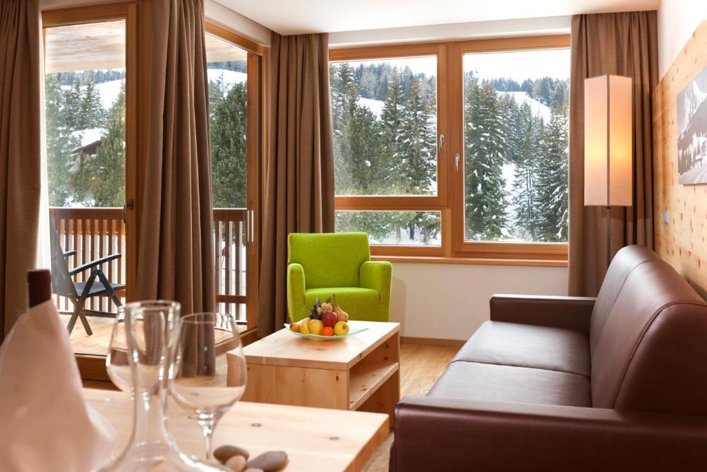 Sporthotel Floralpina Альпе-ди-Сьюзи Экстерьер фото